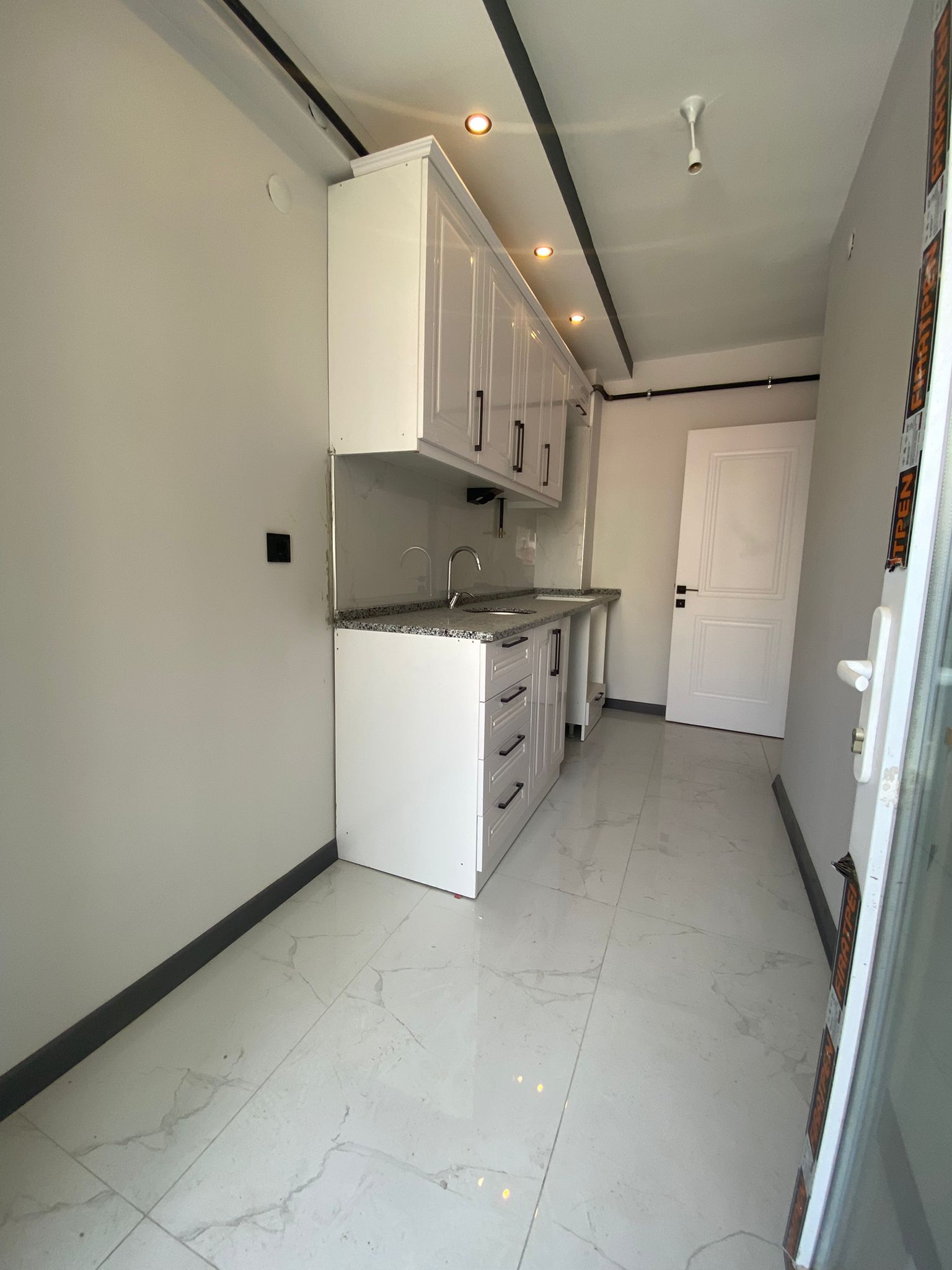 ESENTEPE MH. EĞİTİMCİLER DİBİNDE 2+0 FIRSAT SIFIR DAİRE - Görsel 7